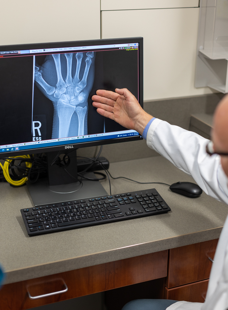 A picture of a physical medicine specialist in Kansas City
